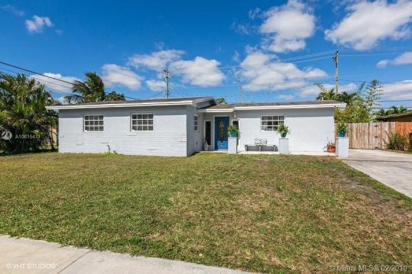 Palm Springs North Residential, 7893 NW 170th Ter, Palm Springs North, Florida 33015, image 2
