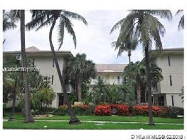 Cay Polynesia, 255 Sunrise Dr #105, Key Biscayne, Florida 33149, image 2