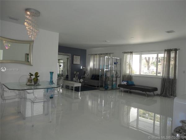 Dixie Gardens, 1425 NE 137th St, North Miami, Florida 33161, image 2