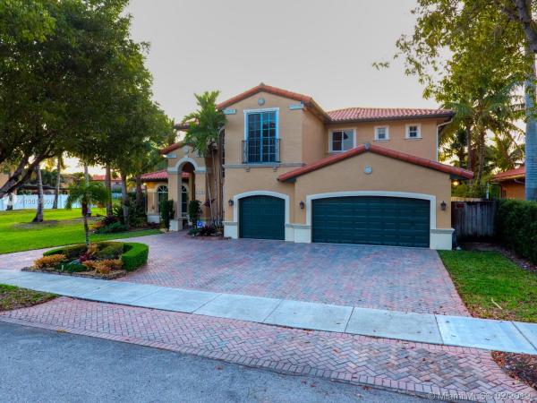 Silvercrest South, 15762 NW 79th Ct, Miami Lakes, Florida 33016, image 2