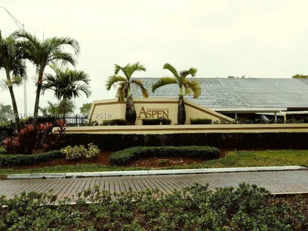 Aspen Townhomes, 6705 NW 192nd Ter #6705, Country Club, Florida 33015, image 1