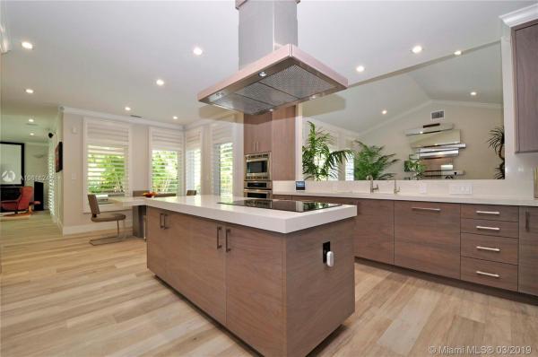 Coral Estates, 647 Zamora Ave, Coral Gables, Florida 33134, image 2
