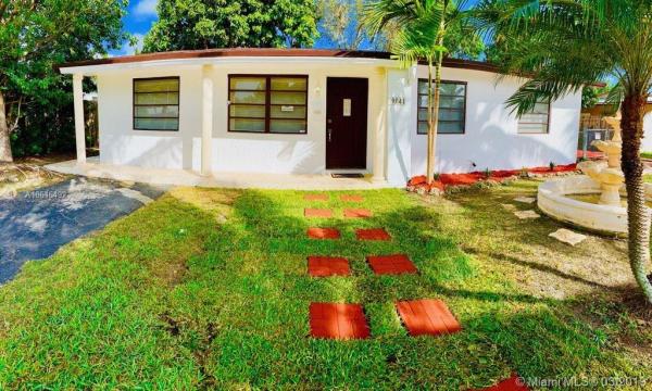 Fairway Park, 9841 SW 164th St, Palmetto Estates, Florida 33157, image 2