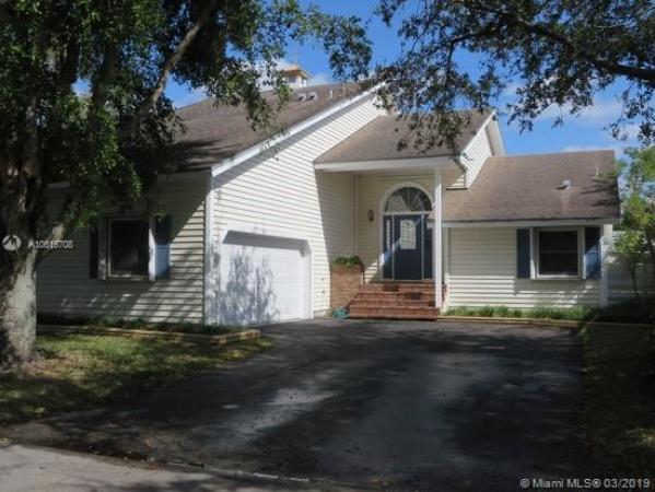 Willow Bend, 14921 SW 141st Pl, Country Walk, Florida 33186, image 2
