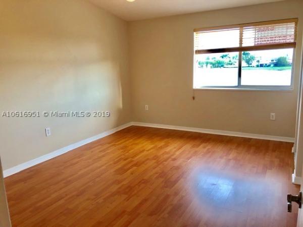16556 SW 68th Ter, Unincorporated Dade County, Florida 33193, image 3