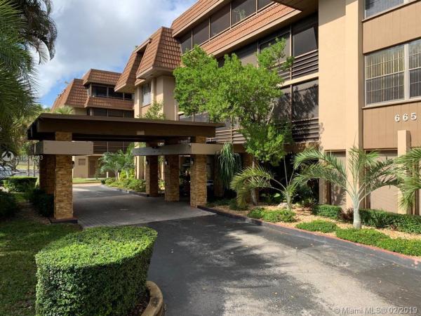 Coco Wood, Ives Estates, Florida 33179, image 2