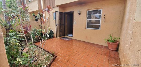 Lakes Village, 14115 SW 66th St #I6, Kendale Lakes, Florida 33183, image 2