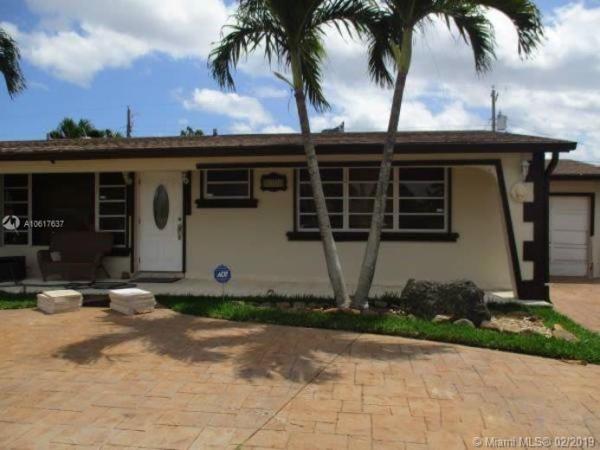 Miller Heights, 9530 SW 48th St, Olympia Heights, Florida 33165, image 2