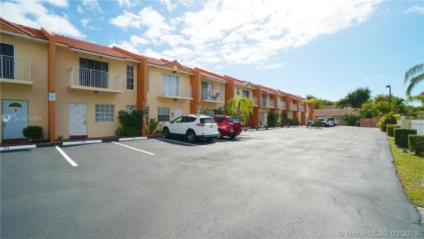 Clairemont Village, 50 NE 140 St #20, North Miami Beach, Florida 33181, image 2