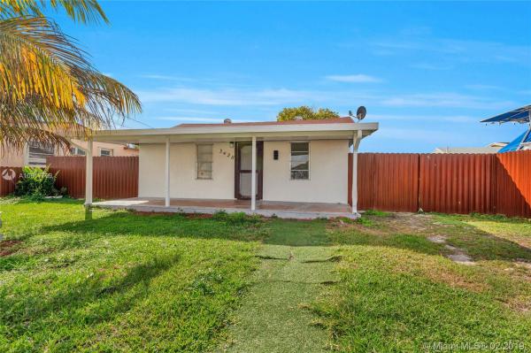 Bird Road Highlands, 3428 SW 88th Pl, Westchester, Florida 33165, image 2