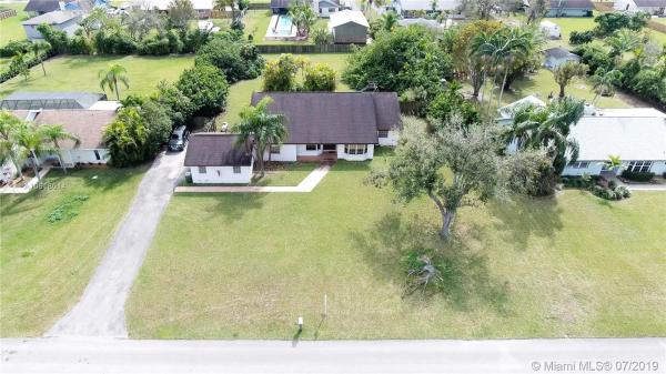 Westbury Estates, 1708 NW 20th St, Homestead, Florida 33030, image 2