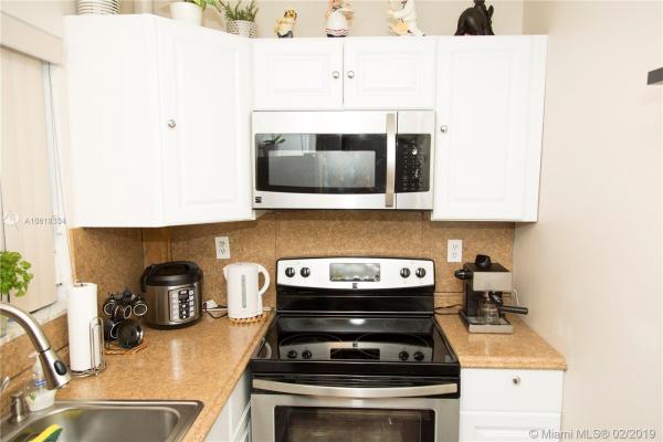 Pineside, 8897 Fontainebleau Blvd #101, Fountainebleau, Florida 33172, image 2