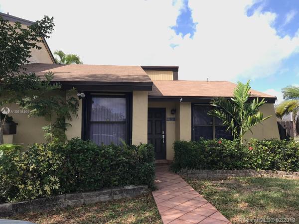 Woodgate North, 12831 SW 66th Terr Dr, Kendale Lakes, Florida 33183, image 2