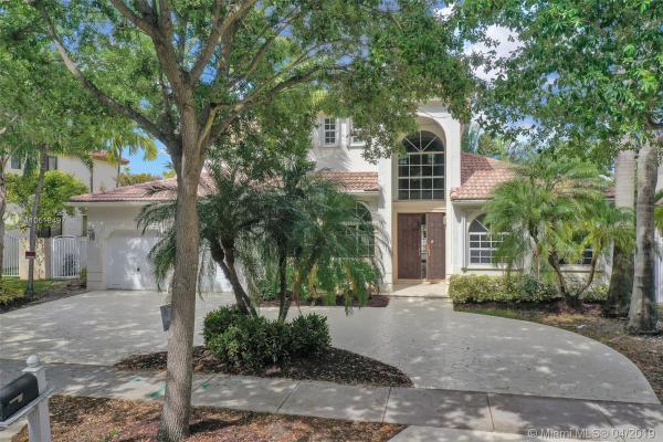 Royal Lakes, 16358 NW 86th Ct, Miami Lakes, Florida 33016, image 2