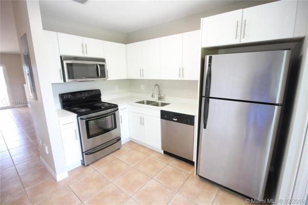 Villas At Snapper Village, 6646 SW 115th Ct #118, Kendall, Florida 33173, image 2
