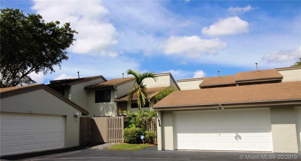 Sabal Chase, 11439 SW 110th Ln, Kendall, Florida 33176, image 2
