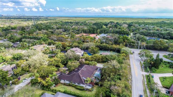 Pine Bay Estates, 5740 SW 119th St, Coral Gables, Florida 33156, image 2