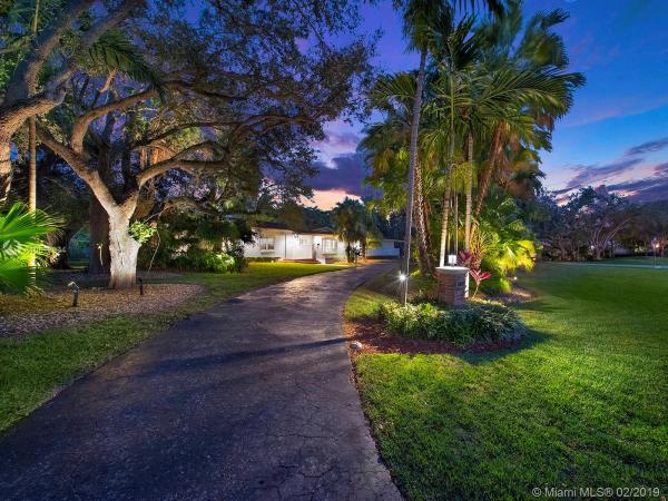 Pine Bay Estates, 5890 SW 117th St, Coral Gables, Florida 33156, image 2
