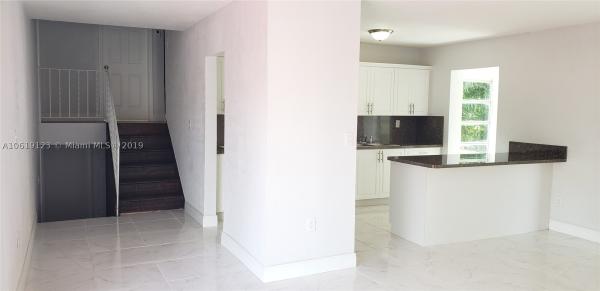 Mansionette Homes, 1320 NE 204th St, Ives Estates, Florida 33179, image 1