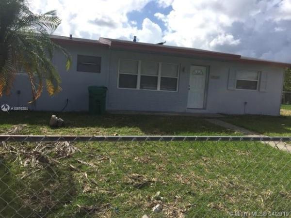 Newton Heights, 30320 SW 158th Ave, Leisure City, Florida 33033, image 2