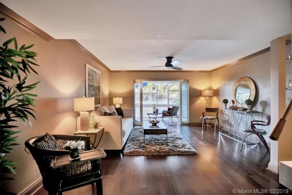 Townhouse Shores, 673 Kensington Pl #102C, Wilton Manors, Florida 33305, image 2
