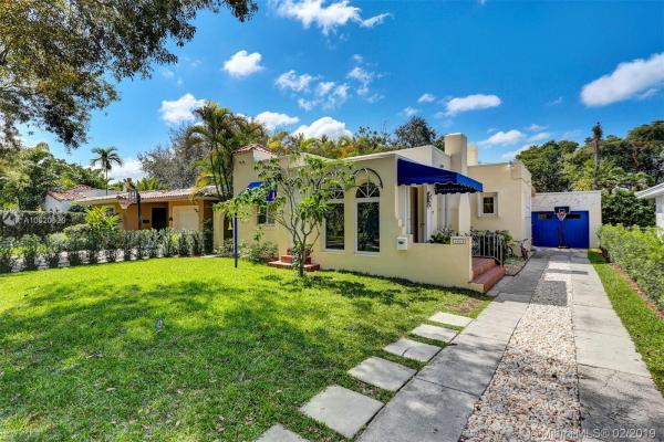 Davis Orchard, 1414 El Rado St, Coral Gables, Florida 33134, image 2