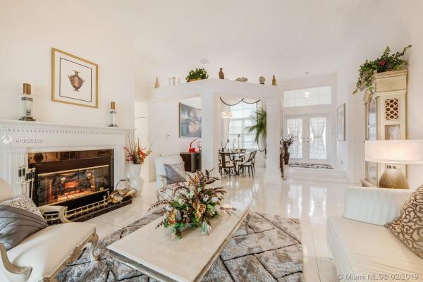 Country Glen, 12860 Country Glen Dr, Cooper City, Florida 33330, image 2