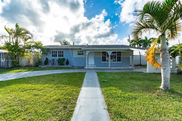 South Miami Heights Manor, 17420 SW 119th Ave, South Miami Heights, Florida 33177, image 2