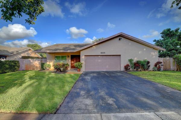 Kendale Country Club Estates, 9025 SW 102nd Ct, Kendall, Florida 33176, image 2