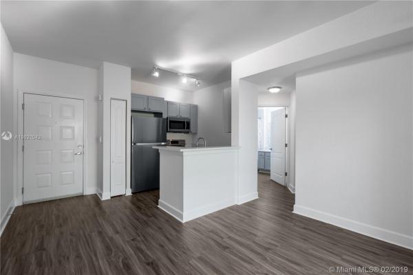 Valencia, 6001 SW 70th St #619, South Miami, Florida 33143, image 2