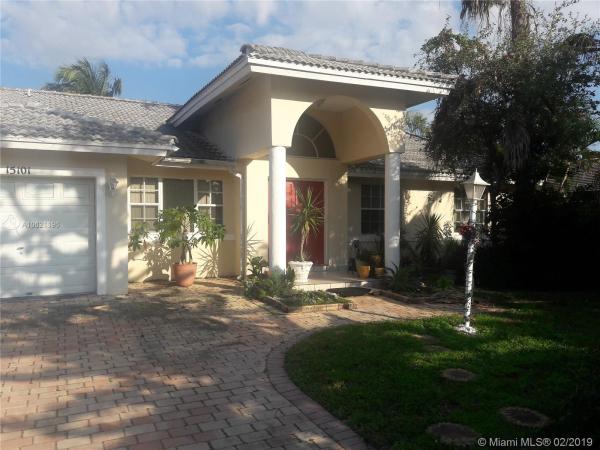 West Lakes Gardens, Miami Lakes, Florida 33018, image 2