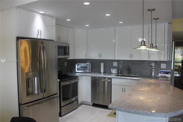 Lyndhurst, 1008 Lyndhurst H, Deerfield Beach, Florida 33442, image 2