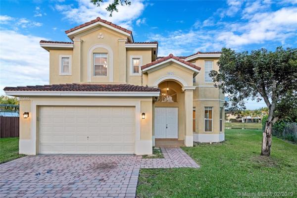 Bluewaters, 10821 SW 242nd St, Princeton, Florida 33032, image 2