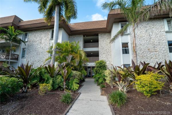 Dadeland Capri, 7473 SW 82nd St #A211, Glenvar Heights, Florida 33143, image 2