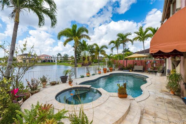 Erica Gardens, 1142 SW 144th Ct, The Hammocks, Florida 33184, image 2