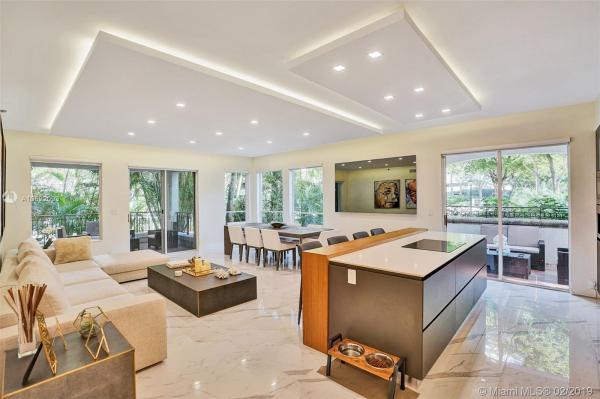 Mediterranean Village, 3900 Island Blvd #B108, Aventura, Florida 33160, image 2