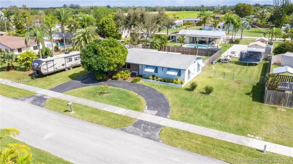 Universal Estates South, 27825 SW 163rd Ave, Redland, Florida 33031, image 2