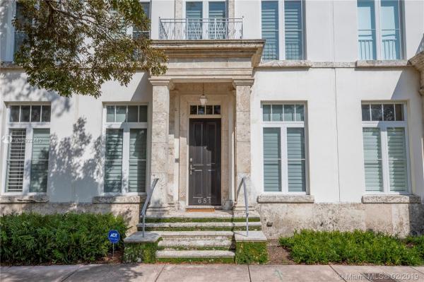 Almeria Row, 651 Almeria Ave, Coral Gables, Florida 33134, image 2