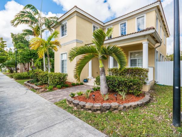 Mandarin Lakes, 14103 SW 276th Way, Naranja, Florida 33032, image 2