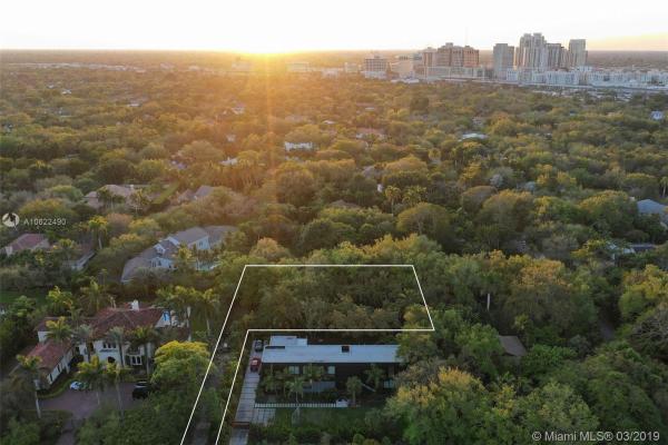 Roscommon Terrace, 9490 SW 67th Ave, Pinecrest, Florida 33156, image 2