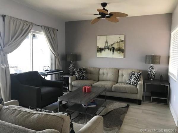 Lake Pointe, 825 NW 126 Ct #, Tamiami, Florida 33182, image 2