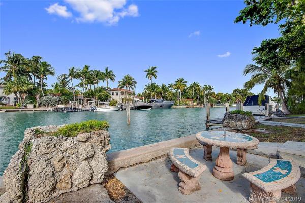 Bay Harbor Townhouses, 9720 W Bay Harbor Dr #7, Bay Harbor Islands, Florida 33154, image 2