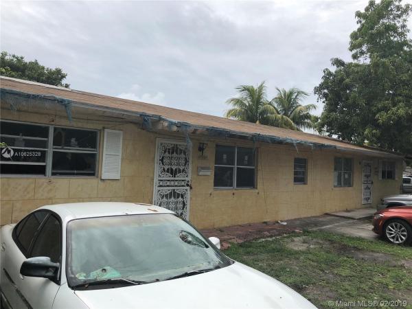 Biscayne Homes, 10390 NW 8th Ave, Pinewood, Florida 33150, image 2