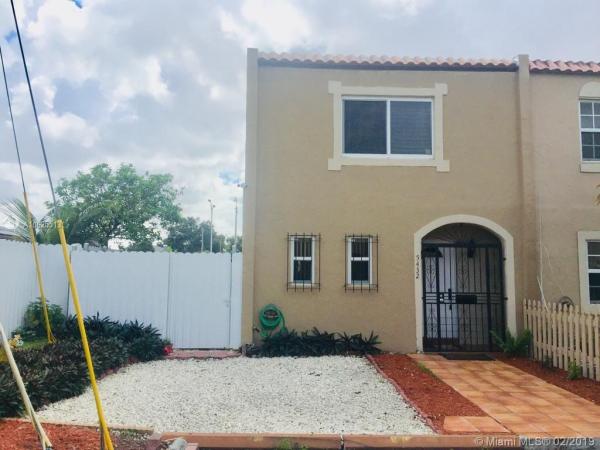 Barbella, 5432 NW 168, Miami Gardens, Florida 33055, image 2