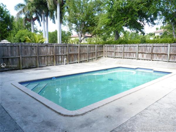 Meghans Place, 2529 NE 41st Ter, Homestead, Florida 33033, image 2