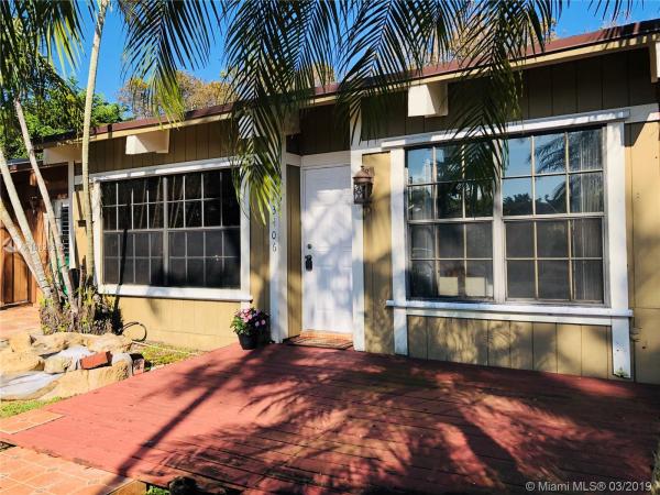 Cindis Place, 13406 SW 102nd Ln 0, The Crossings, Florida 33186, image 2