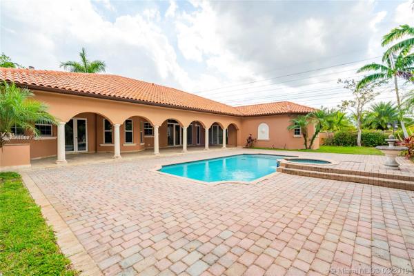 J G Heads Farms, 13519 SW 34th St, Tamiami, Florida 33175, image 2