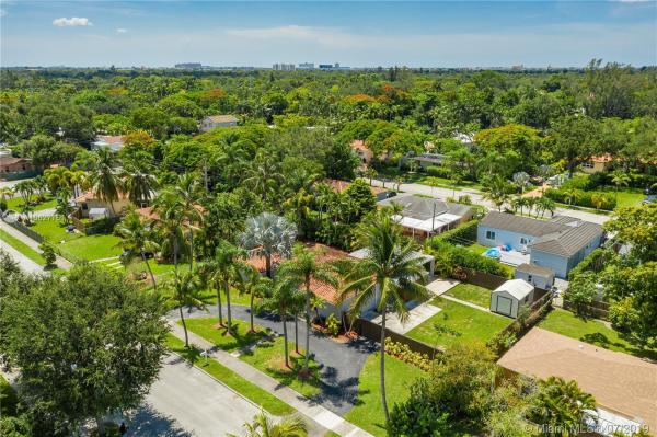 Bird Road Estates, 6332 SW 43rd St, South Miami, Florida 33155, image 2
