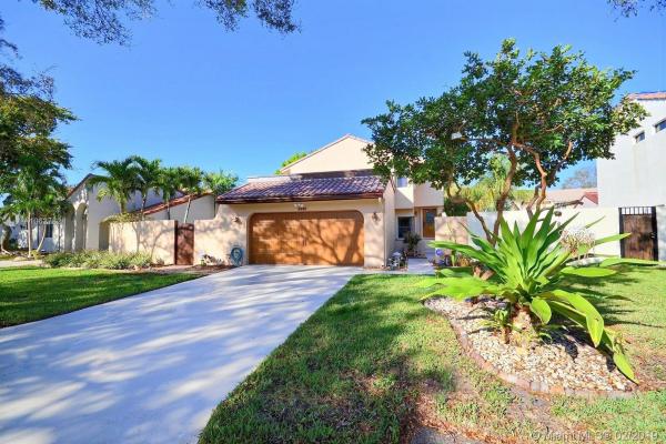 Tierra Vista, 2920 Begonia Way, Cooper City, Florida 33026, image 2