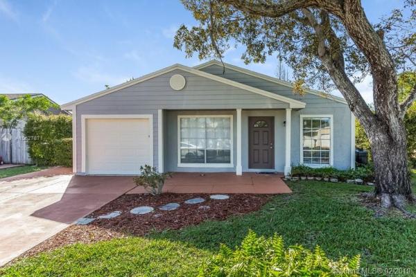 Country Park At Boca Raton, 23439 Shetland Run, Boca Raton, Florida 33433, image 2